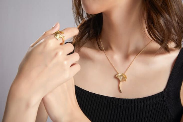 Best Designs Of Delicate Pendant
